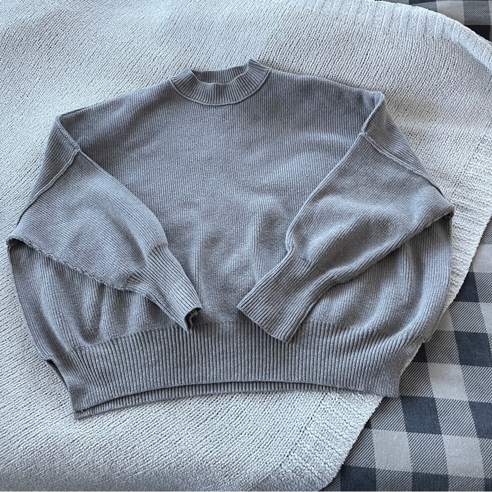 Free People Women’s Gray Women's Crew Neck Sweater XS - Picture 9 of 16